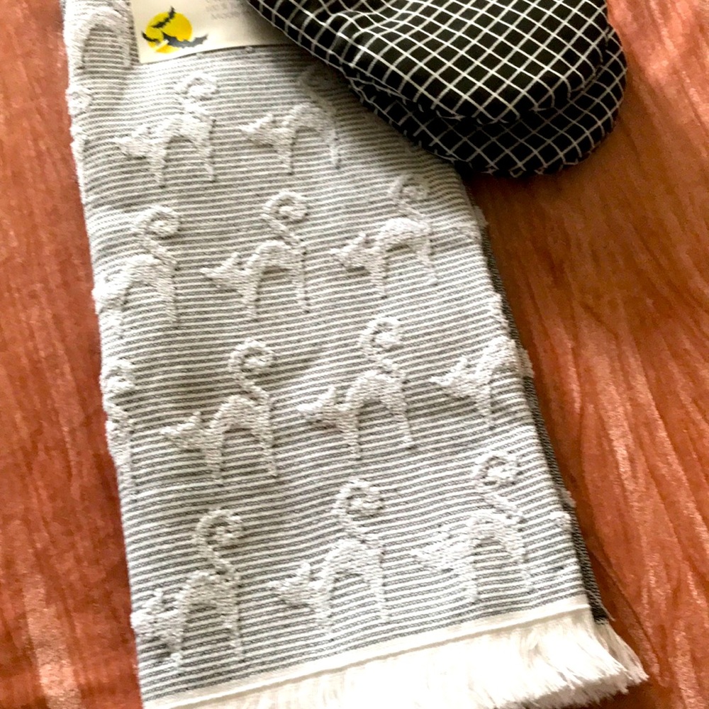 Cat Towel 1 Pot Holder Set of 2 Items FINAL SALE